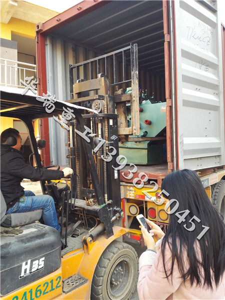 螺旋葉片冷軋機(jī)裝車(chē)2